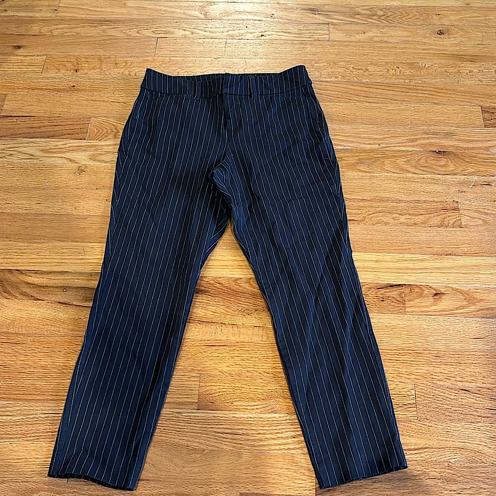 Old Navy High Wasted Petite Pixie Skinny Pants